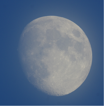 10㎝屈折望遠鏡にて撮影した月