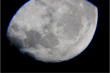空気望遠鏡で写した月